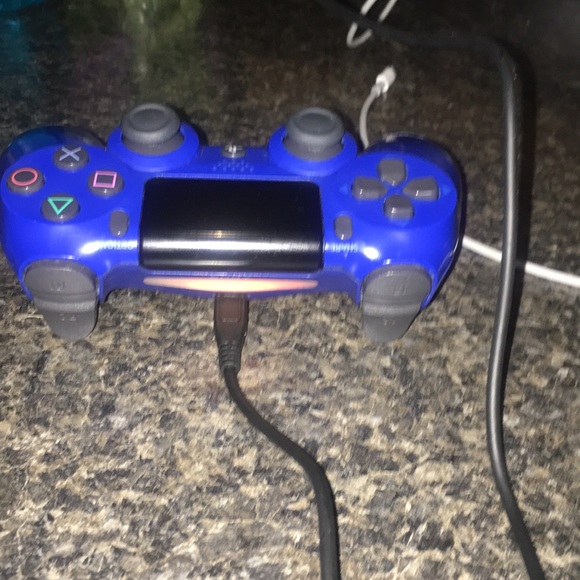 Ps4 Controller - Picture 1 of 1